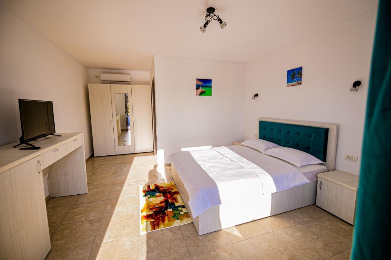Hotel Complex Turistic N&S Două Mai Zewnętrze zdjęcie