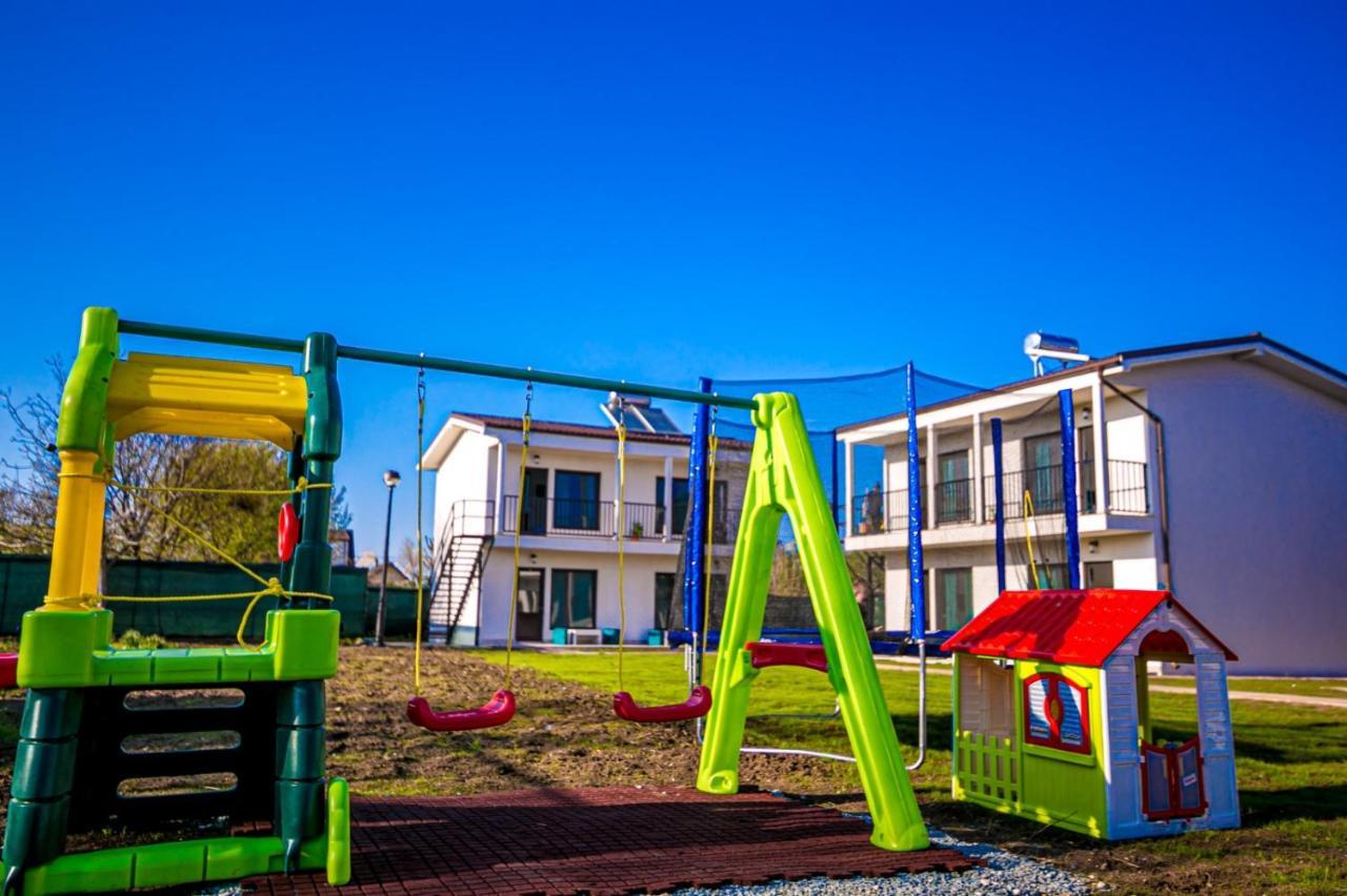 Hotel Complex Turistic N&S Două Mai Zewnętrze zdjęcie