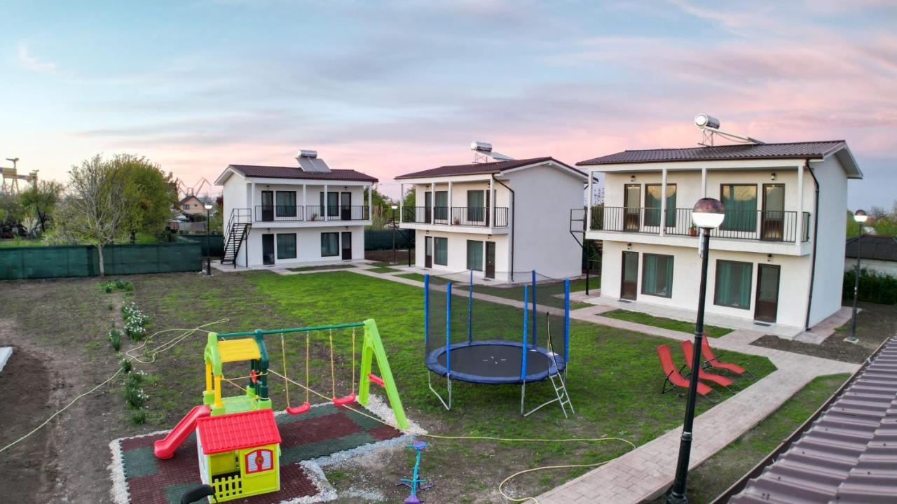 Hotel Complex Turistic N&S Două Mai Zewnętrze zdjęcie
