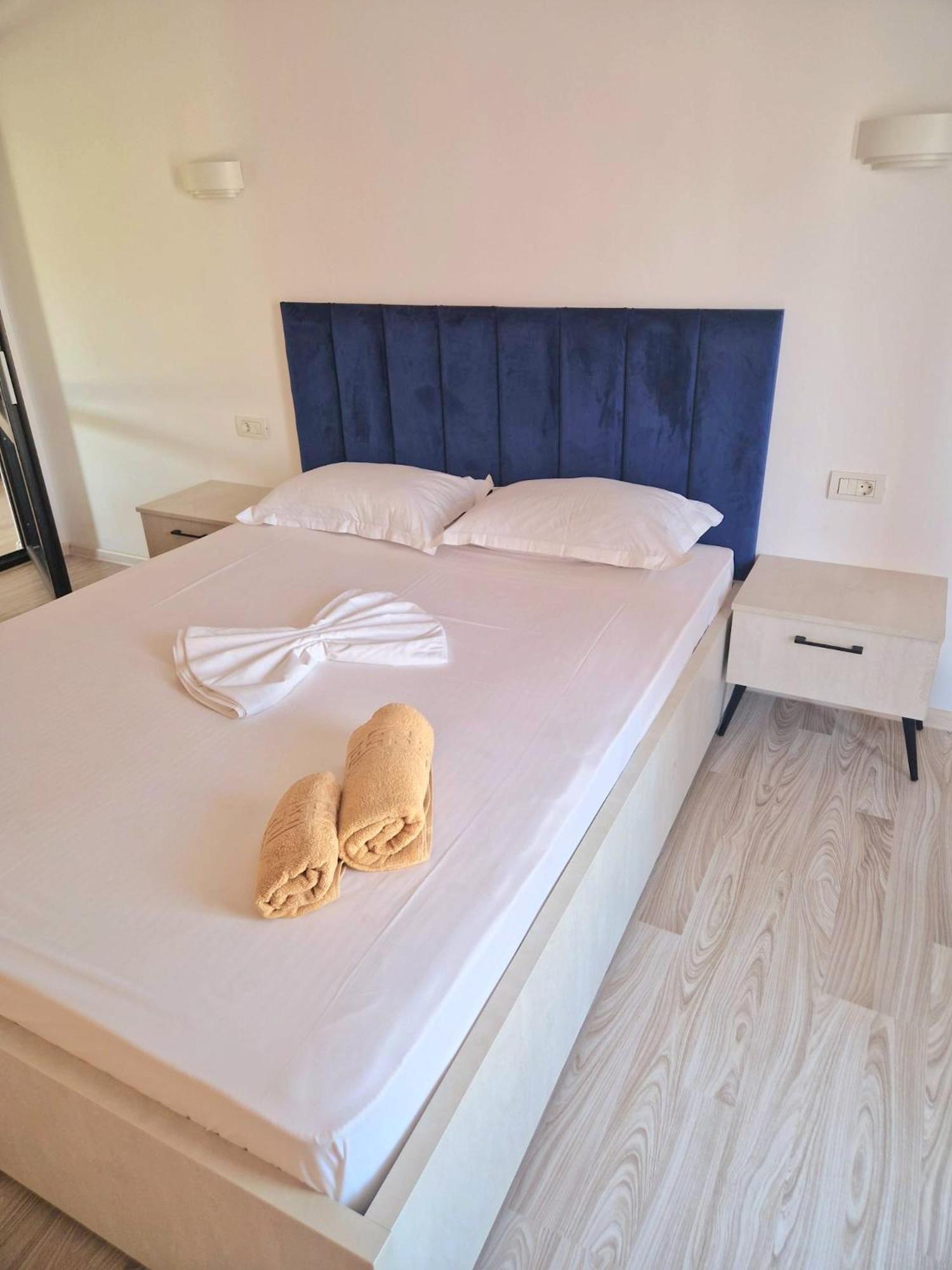 Hotel Complex Turistic N&S Două Mai Zewnętrze zdjęcie