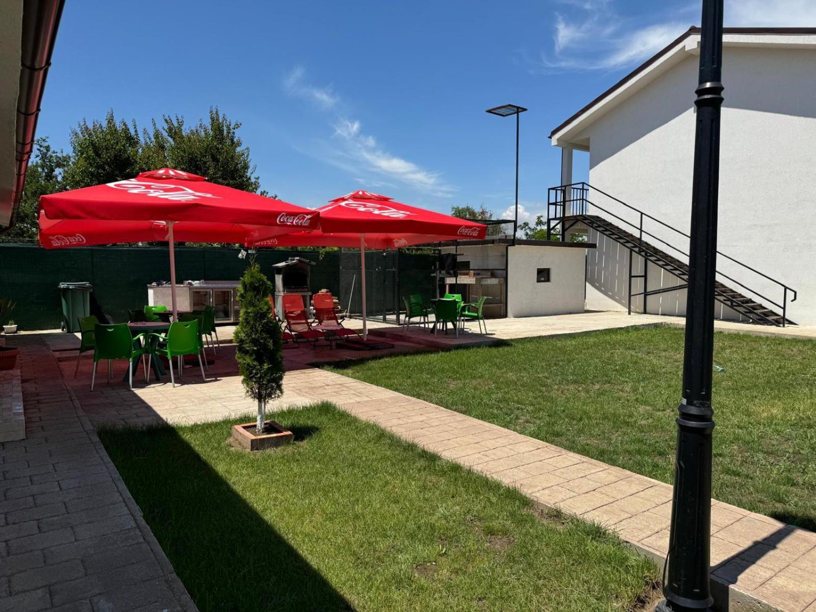 Hotel Complex Turistic N&S Două Mai Zewnętrze zdjęcie